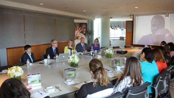 A table of distinguished experts from CARE, the Global Alliance for Improved Nutrition (GAIN), the Christian Alliance for Children in Zambia and Amway discuss the ways malnutrition affects children. Thanks to a powerful partnership between Nutrilite and humanitarian organizations like these, our Little Bits are helping children in Mexico and Zambia reach age 5 and thrive.