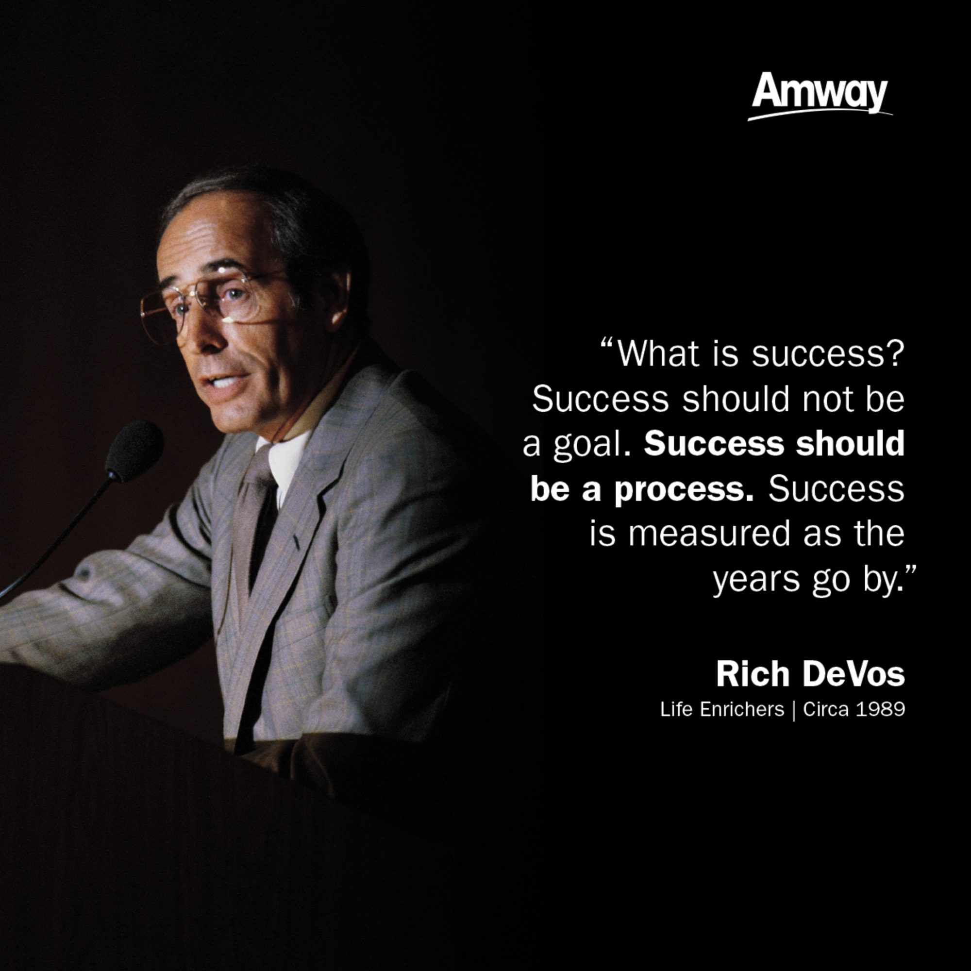 Richard M. DeVos,  co-founder of Amway, dies