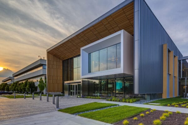 Amway has entered into a settlement agreement with the United States Federal Trade Commission (FTC) and the state of Washington  