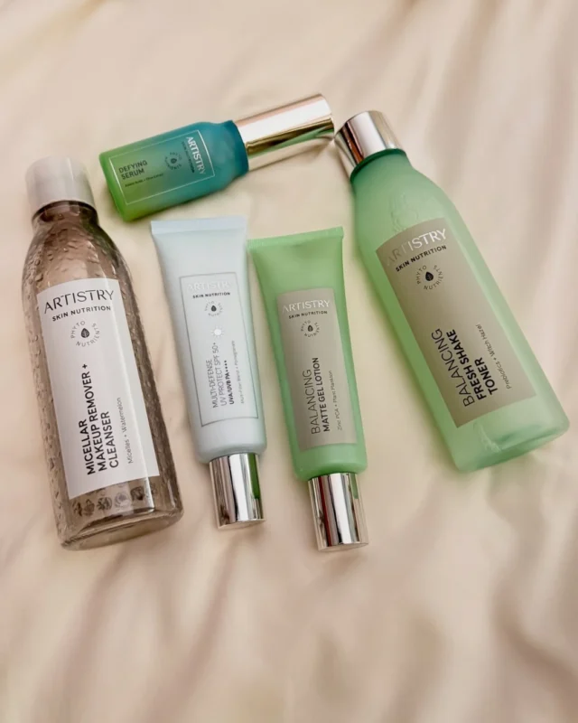 From cleansers & toners to SPF & serums, Artistry Skin Nutrition has you covered (literally 🤭) 

Each formula is infused with Nutrilite-grown botanicals, clinically proven ingredients, and advanced science to nourish, protect, and renew from the inside out. Powered a perfect blend of science and nature, they work like supplements for your skin 🤩

Discover a routine that supports your skin’s natural balance and brings out your healthiest glow ❤️

📸 Picture Credit: @ss_regine
#Amway #AmwayLife #Artistry #ArtistrySkinNutrition