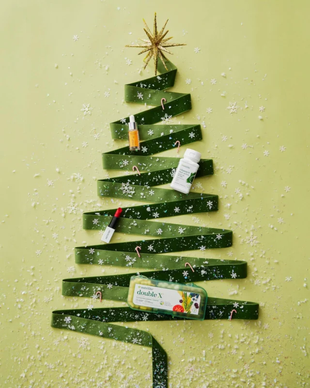 POV it’s the most wonderful time of the year 😍🤗

Merry Christmas & Happy Holidays from our #Amway family to yours! ❄️🎄🎁
#HappyHolidays #MerryChristmas