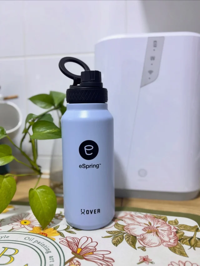 #eSpring ensures that your water is crystal clear and refreshingly pure 💧😍

📱 Innovative new technology
🔁 Easy, hassle-free filter changes
🌎 A thoughtfully sustainable design

Looking for an eSpring water bottle? Check with your local market to see what’s available to you! 🙌

📸 Photo credit: @nadiaruslee
#Amway #AmwayLife