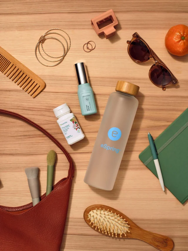 Don't leave home without your skin hydration essentials! ✨​

💧 eSpring Filtered Water
🌊 Nutrilite TruAqua Skin Supplement
✨ Artistry Skin Nutrition Defying Serum

How much water do you drink every day? 👇
#Amway #AmwayLife #Nutrilite #Artistry